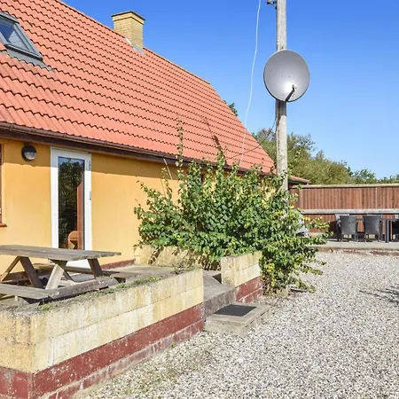 Holiday Statenevej With Fireplace And Shower Rudkøbing